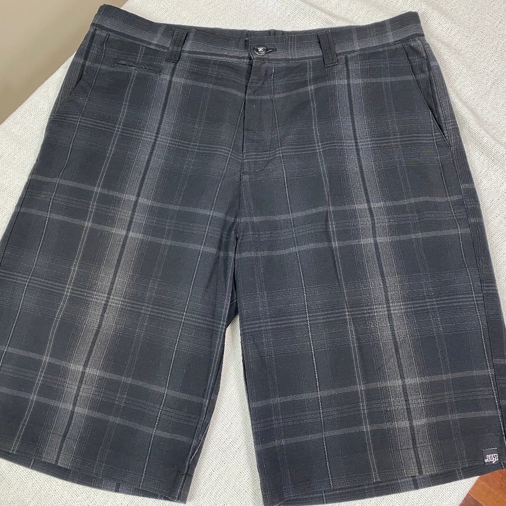 O'NEILL Lost PLAID 21" SHORTS Size 40